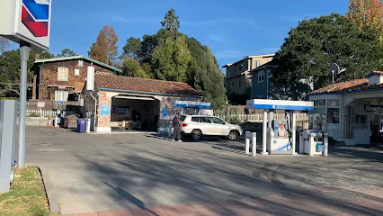 4 Less Smog Check storefront