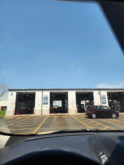 Air Team Vehicle Emissions Testing Station - Bedford Park storefront