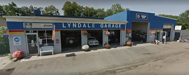 Lyndale Garage storefront
